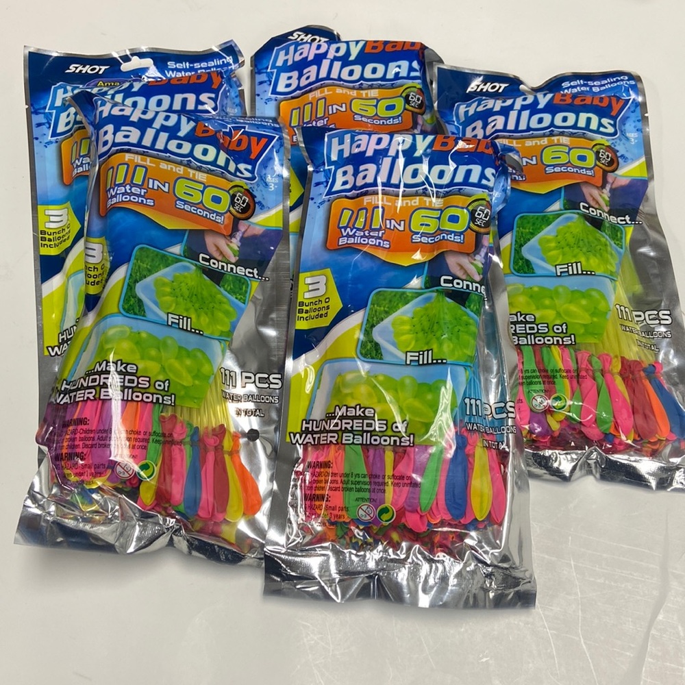 Nwt 5 sets of 111 self sealing water balloons